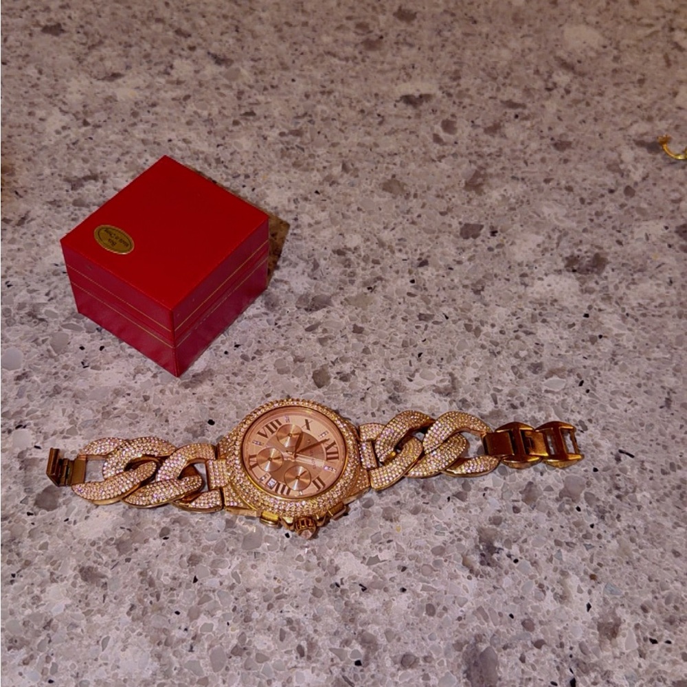 Michael Kors Women's Rose Gold Pavé Link Watch - Picture 3 of 5
